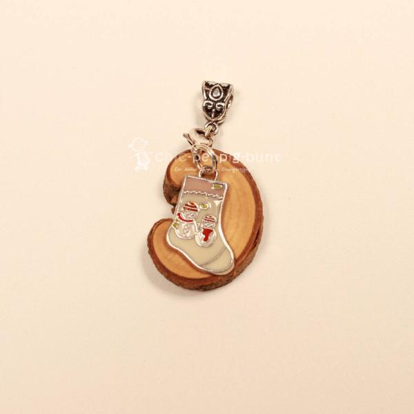 Kettenanhänger Weihnachten Holzscheibe Nikolausstrumpf Socke, Modeschmuck handmade chic-peppig-bunt